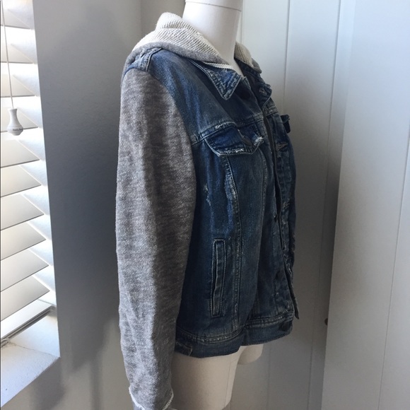 Free People Jean Jacket w/Hoodie - Picture 4 of 6